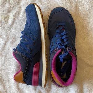 New Balance Classic 574 WL574AMA Women’s size 9